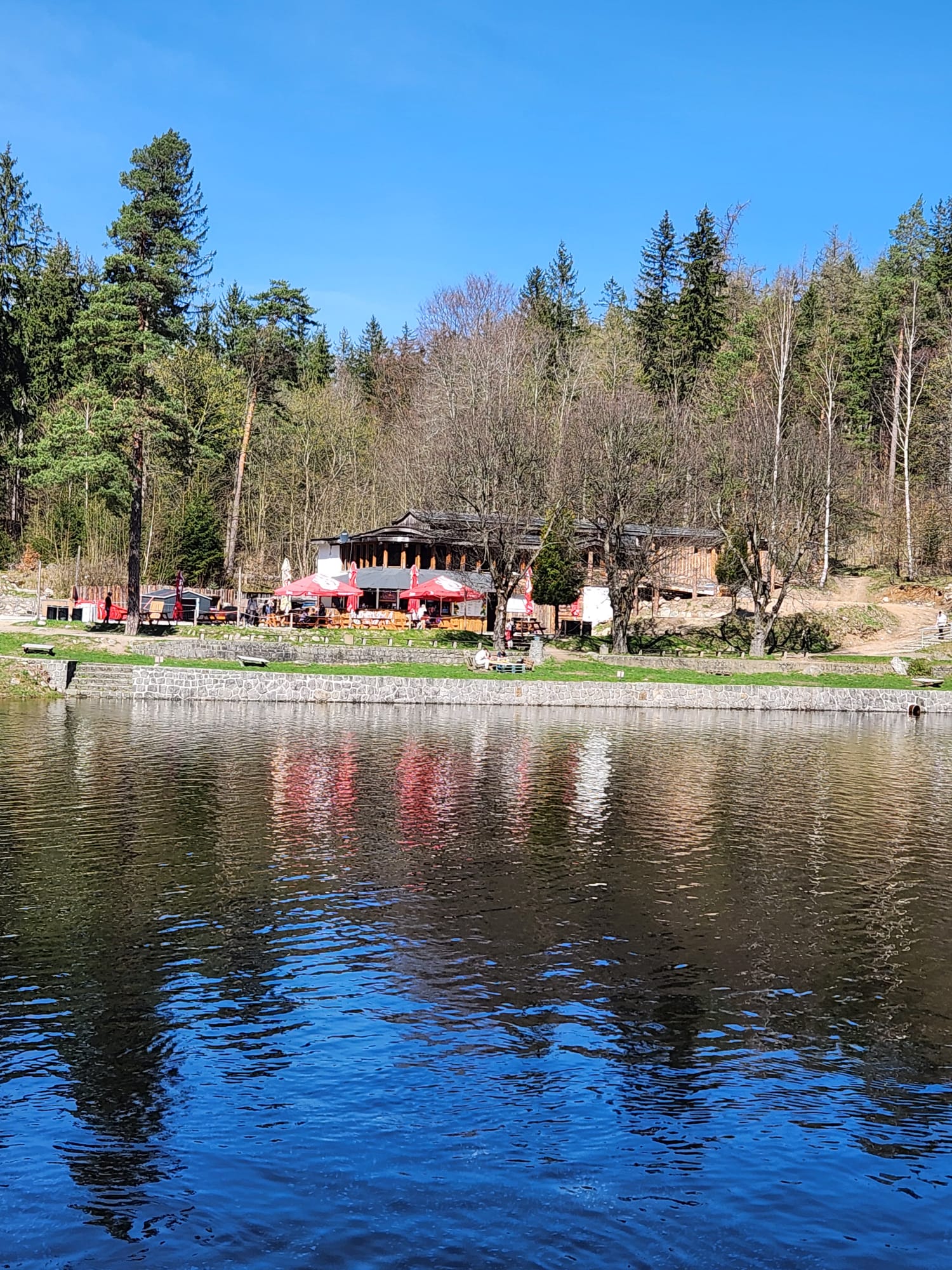 Přehrada